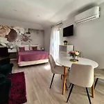Mira Apartament