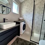 Mira Apartament *