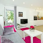 Apartament Mira