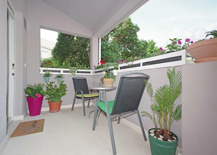 Apartment Mira Makarska